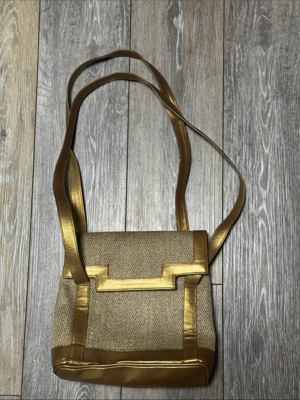 Gold Trim Beige straw Bag by Stuart Weitzman